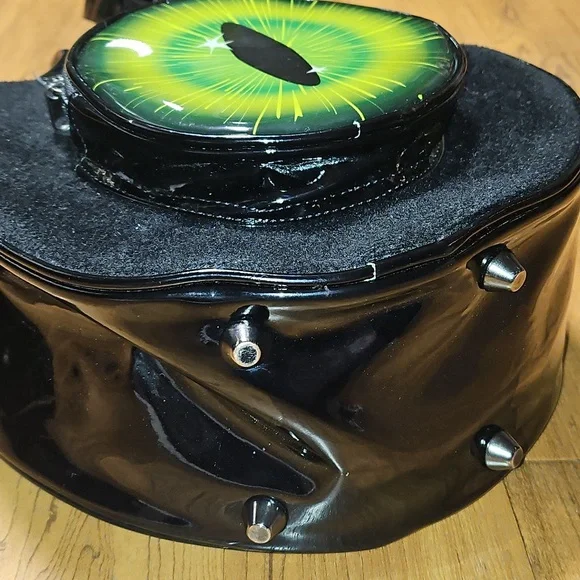 Kreepsville Eyeball Bag - Picture 12 of 14